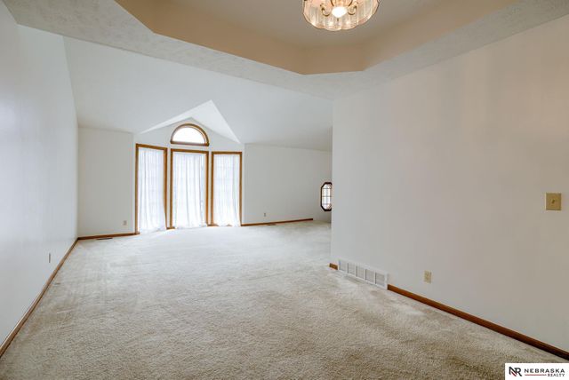 11406 S 43rd Street, Bellevue, NE 68123