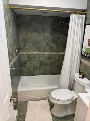 723 Wantagh Avenue, Wantagh, NY 11793