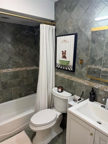 723 Wantagh Avenue, Wantagh, NY 11793