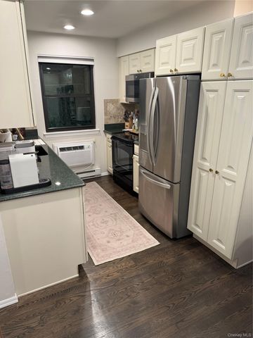723 Wantagh Avenue, Wantagh, NY 11793