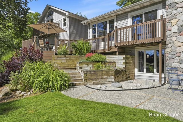 3450 Michigan Street Ne, Grand Rapids Twp, MI 49525