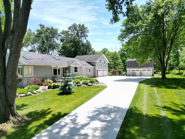 3450 Michigan Street Ne, Grand Rapids Twp, MI 49525