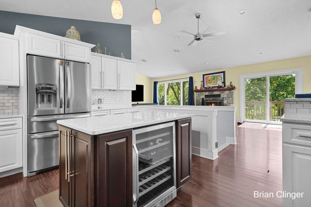 3450 Michigan Street Ne, Grand Rapids Twp, MI 49525
