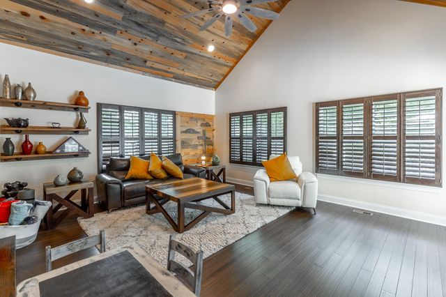 6860 Cooley Road, Ooltewah, TN 37363