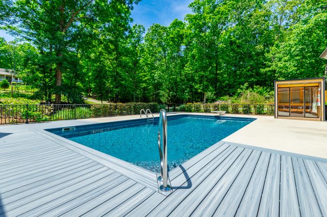 6860 Cooley Road, Ooltewah, TN 37363