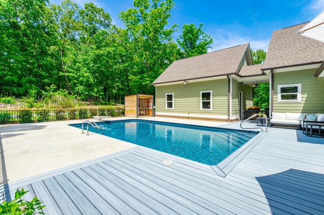 6860 Cooley Road, Ooltewah, TN 37363