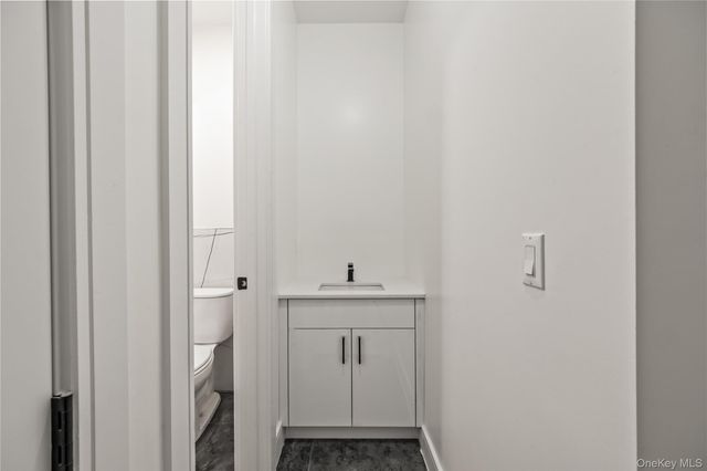 15 Warren Court 101, Monsey, NY 10952