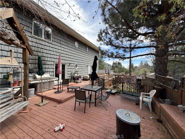 839 Apple, Wrightwood, CA 92397