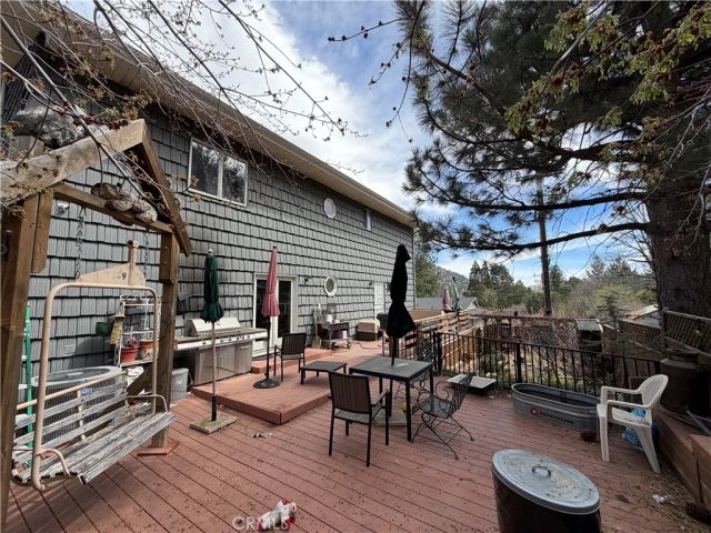 839 Apple, Wrightwood, CA 92397