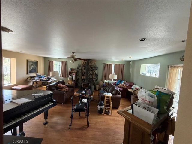 839 Apple, Wrightwood, CA 92397