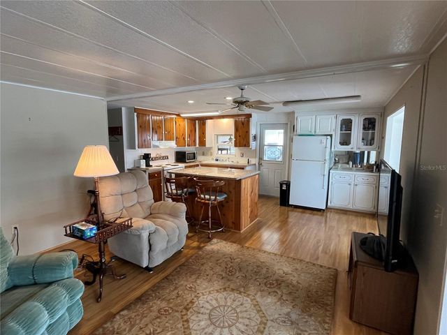 530 VIA VENETO, Venice, FL 34285
