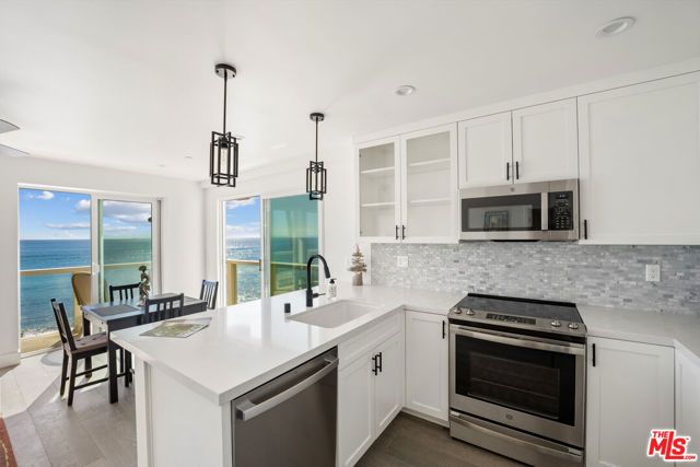 11838 Ebbtide Lane, Malibu, CA 90265