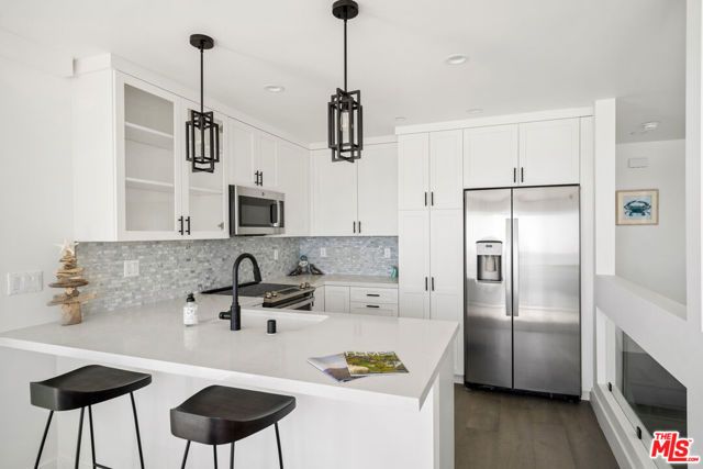 11838 Ebbtide Lane, Malibu, CA 90265