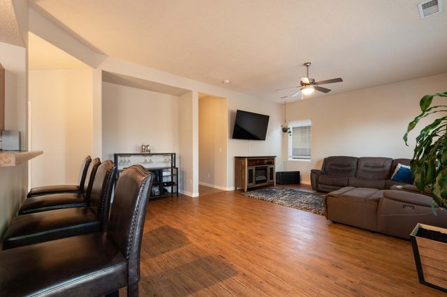 1120 Reynosa Loop SE, Rio Rancho, NM 87124