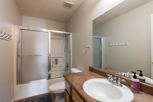 1120 Reynosa Loop SE, Rio Rancho, NM 87124