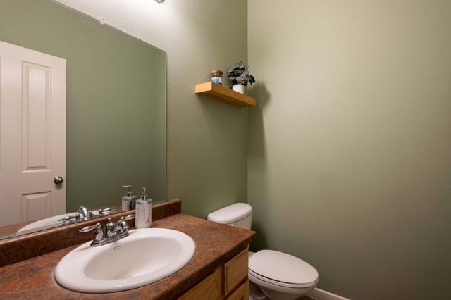 1120 Reynosa Loop SE, Rio Rancho, NM 87124