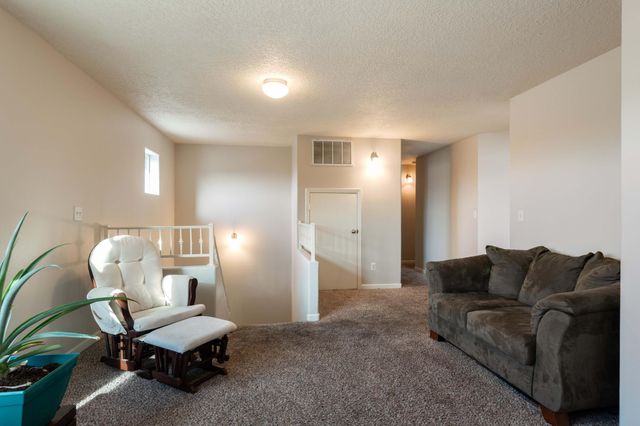 1120 Reynosa Loop SE, Rio Rancho, NM 87124