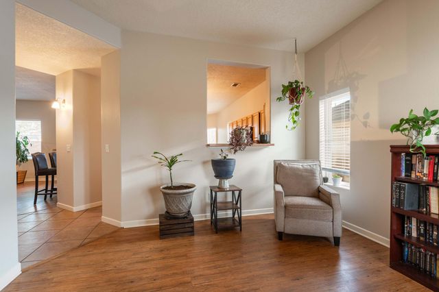 1120 Reynosa Loop SE, Rio Rancho, NM 87124