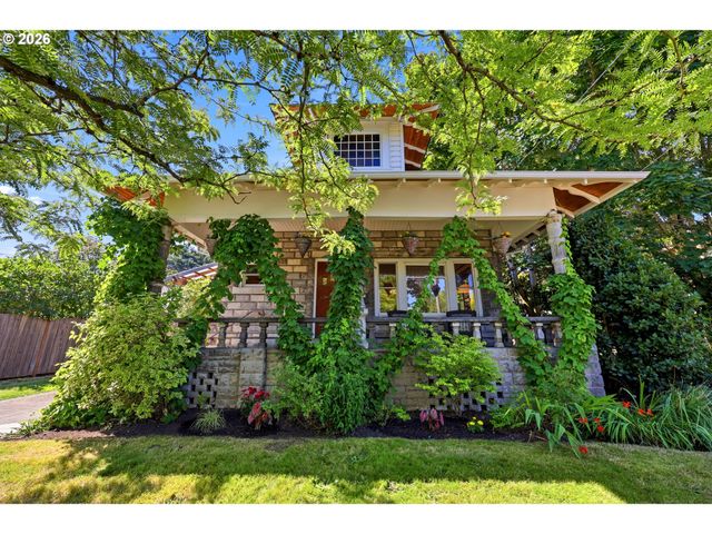 1820 N SCHOFIELD St, Portland, OR 97217
