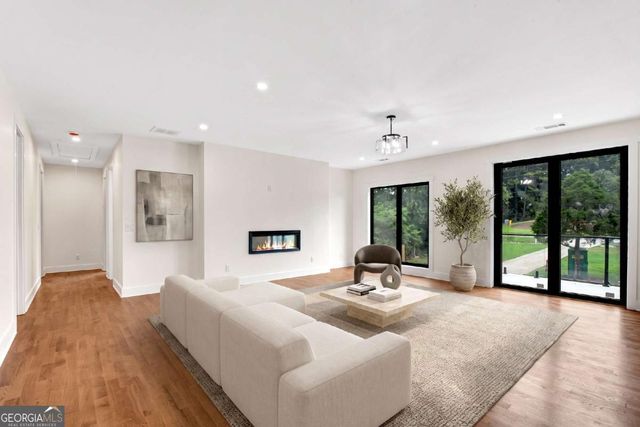 3951 Trickum Road NE, Marietta, GA 30066