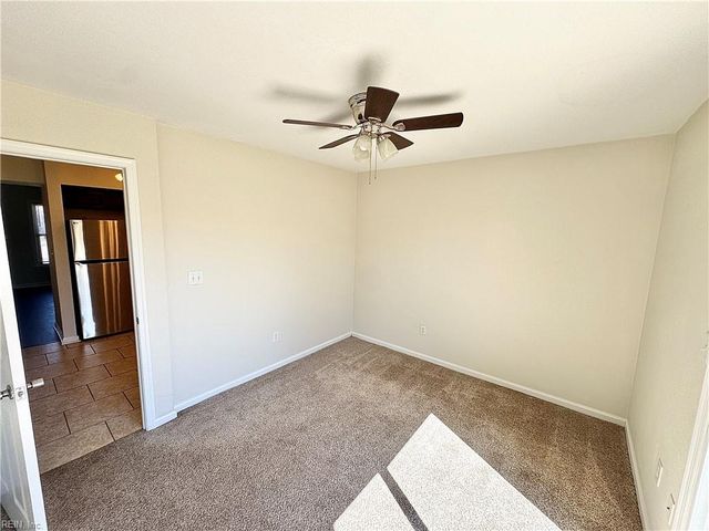 3831 Buchanan Dr, Virginia Beach, VA 23453