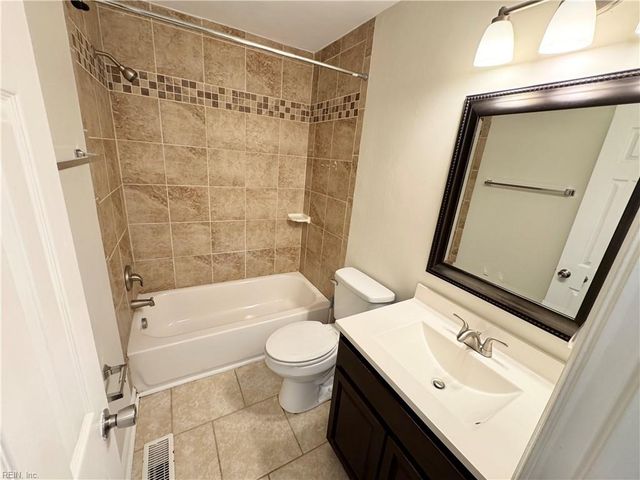 3831 Buchanan Dr, Virginia Beach, VA 23453