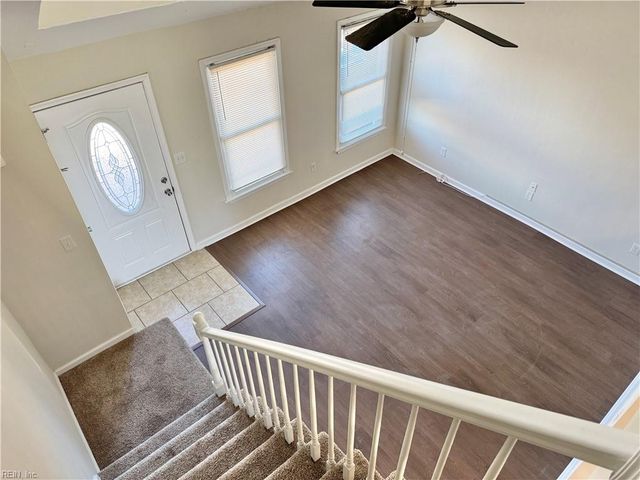 3831 Buchanan Dr, Virginia Beach, VA 23453