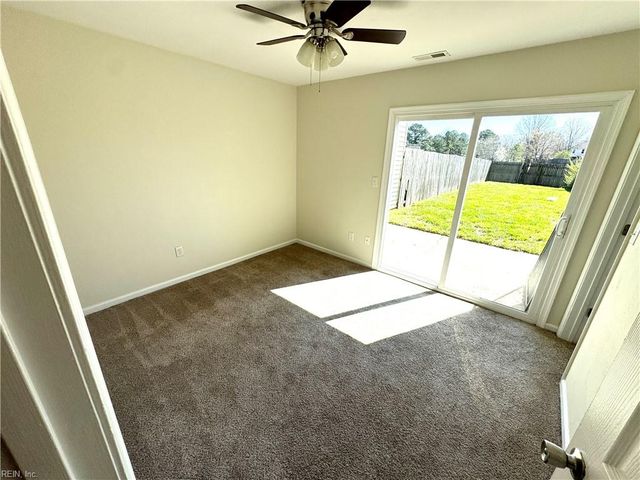 3831 Buchanan Dr, Virginia Beach, VA 23453