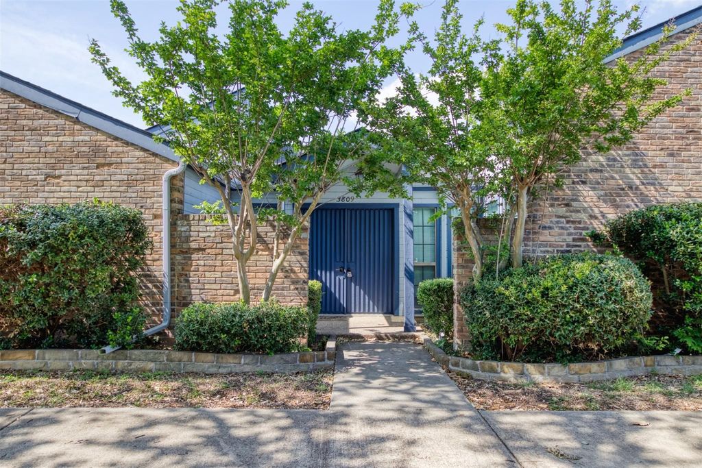 3809 Graphic Place, Plano, TX 75075