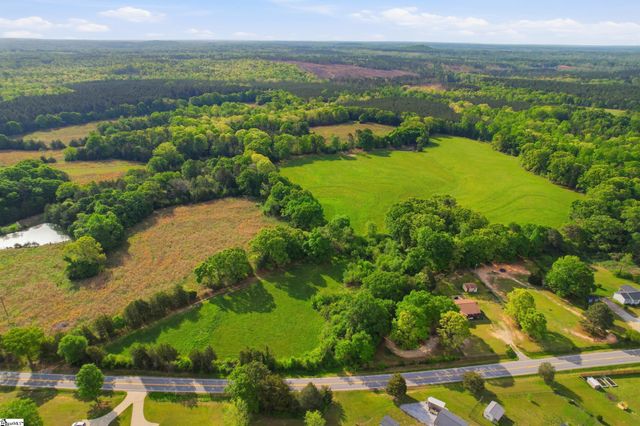00 S 101 Highway, Gray Court, SC 29645