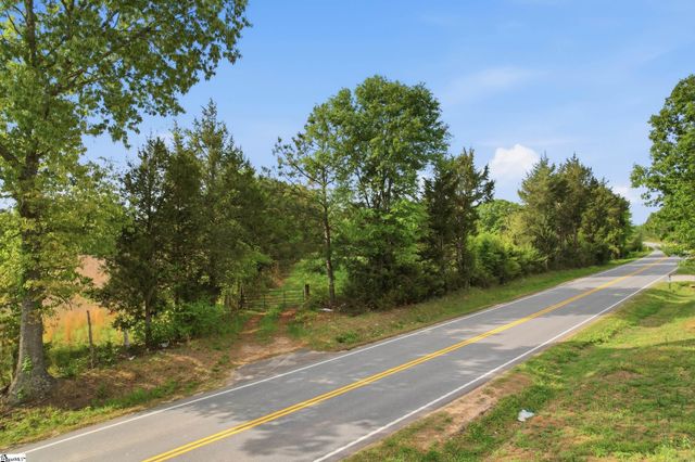 00 S 101 Highway, Gray Court, SC 29645