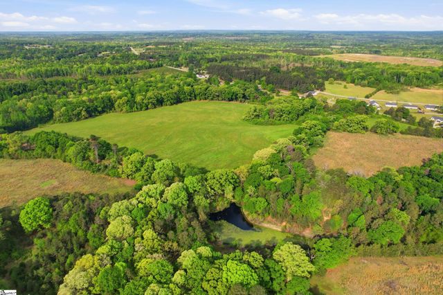 00 S 101 Highway, Gray Court, SC 29645