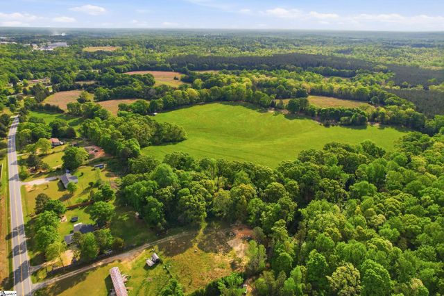 00 S 101 Highway, Gray Court, SC 29645
