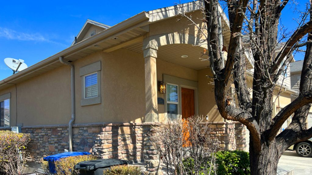 2246 W MACKAY LN, Taylorsville, UT 84129 — photo 2
