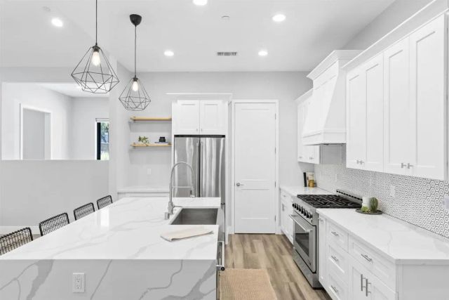 25812 Willow Lane, Escondido, CA 92026