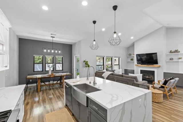 25812 Willow Lane, Escondido, CA 92026