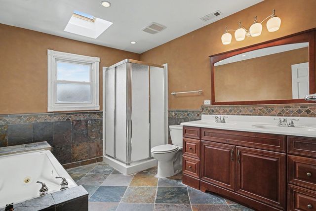 8243 N Ozanam Avenue, Niles, IL 60714