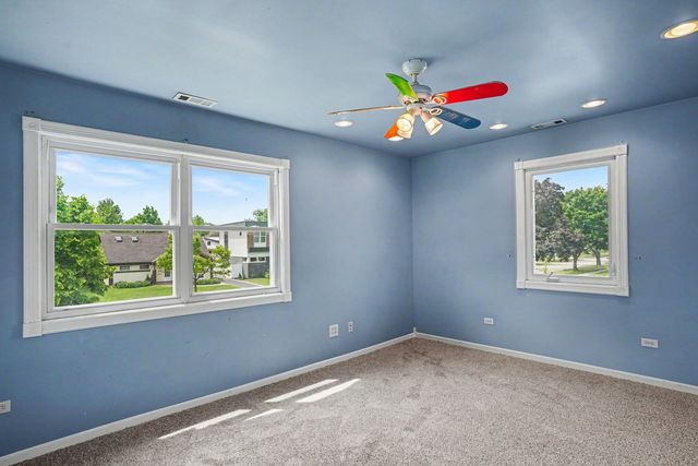 8243 N Ozanam Avenue, Niles, IL 60714