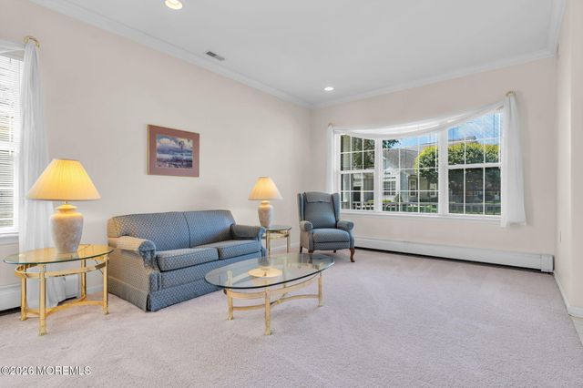 3 Geoffrey Court, Manchester, NJ 08759