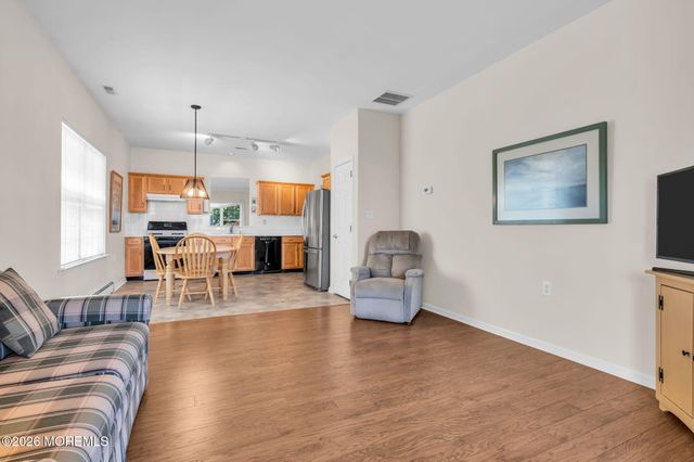 3 Geoffrey Court, Manchester, NJ 08759