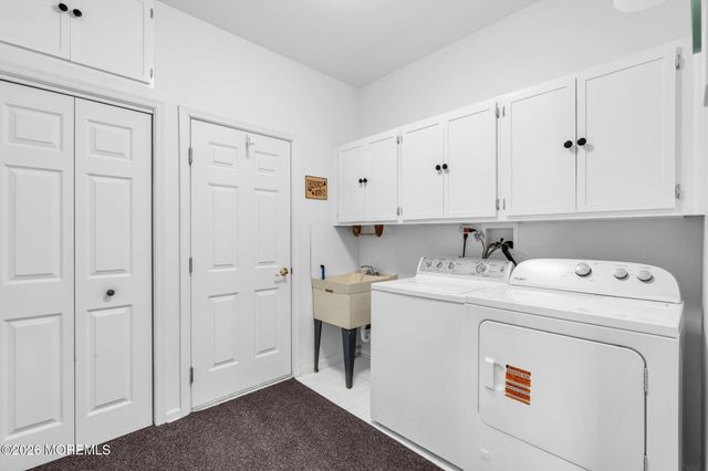 3 Geoffrey Court, Manchester, NJ 08759