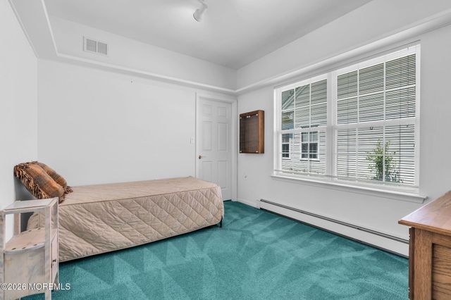 3 Geoffrey Court, Manchester, NJ 08759