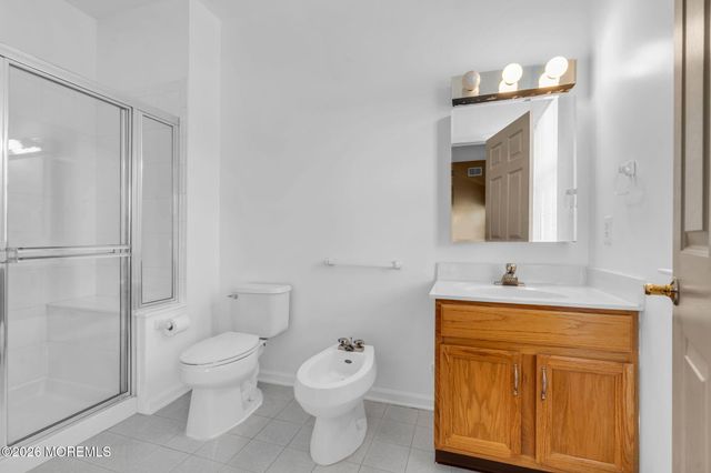 3 Geoffrey Court, Manchester, NJ 08759