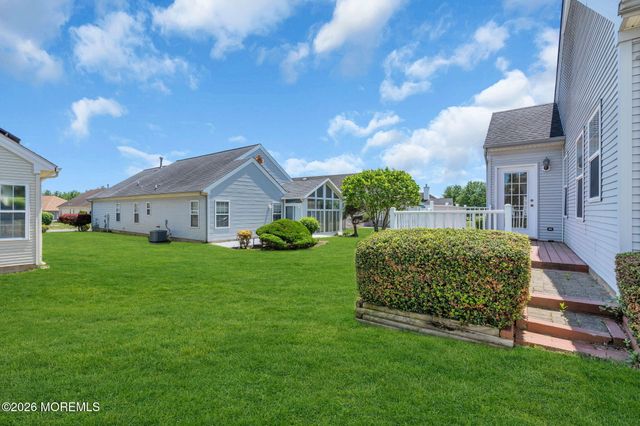 3 Geoffrey Court, Manchester, NJ 08759