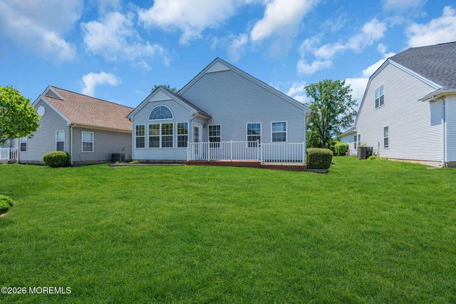 3 Geoffrey Court, Manchester, NJ 08759