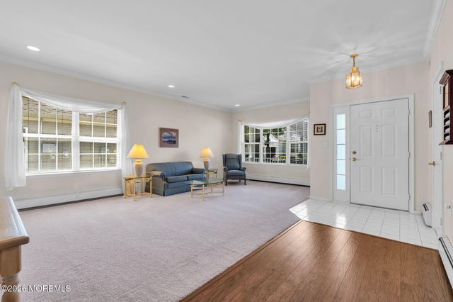 3 Geoffrey Court, Manchester, NJ 08759