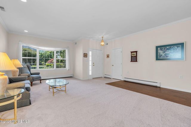 3 Geoffrey Court, Manchester, NJ 08759