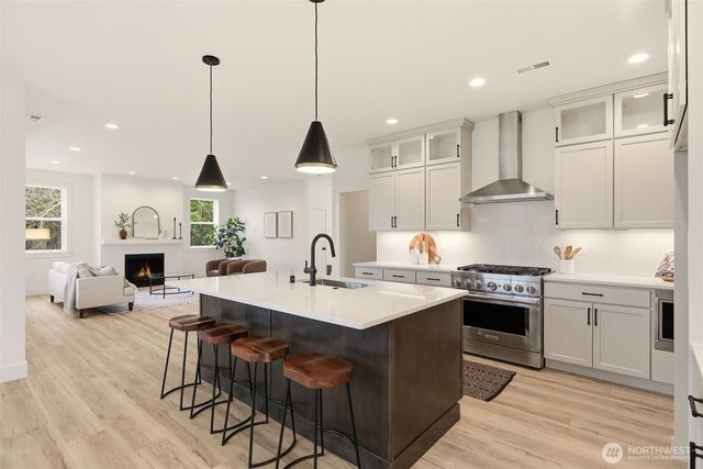 16830 62nd Street SE, Snohomish, WA 98290