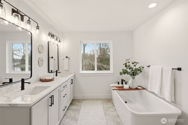 16830 62nd Street SE, Snohomish, WA 98290