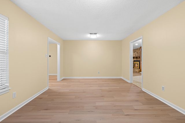 2803 Amberwood Dr, Longview, TX 75605